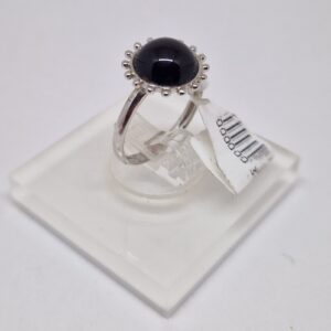 hõbedanesõrmus merevaiguga   10eur -1 gr.