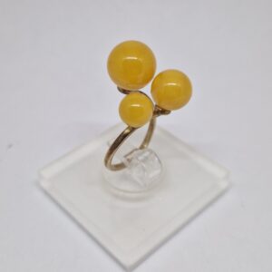 hõbedanesõrmus merevaiguga   10eur -1 gr.