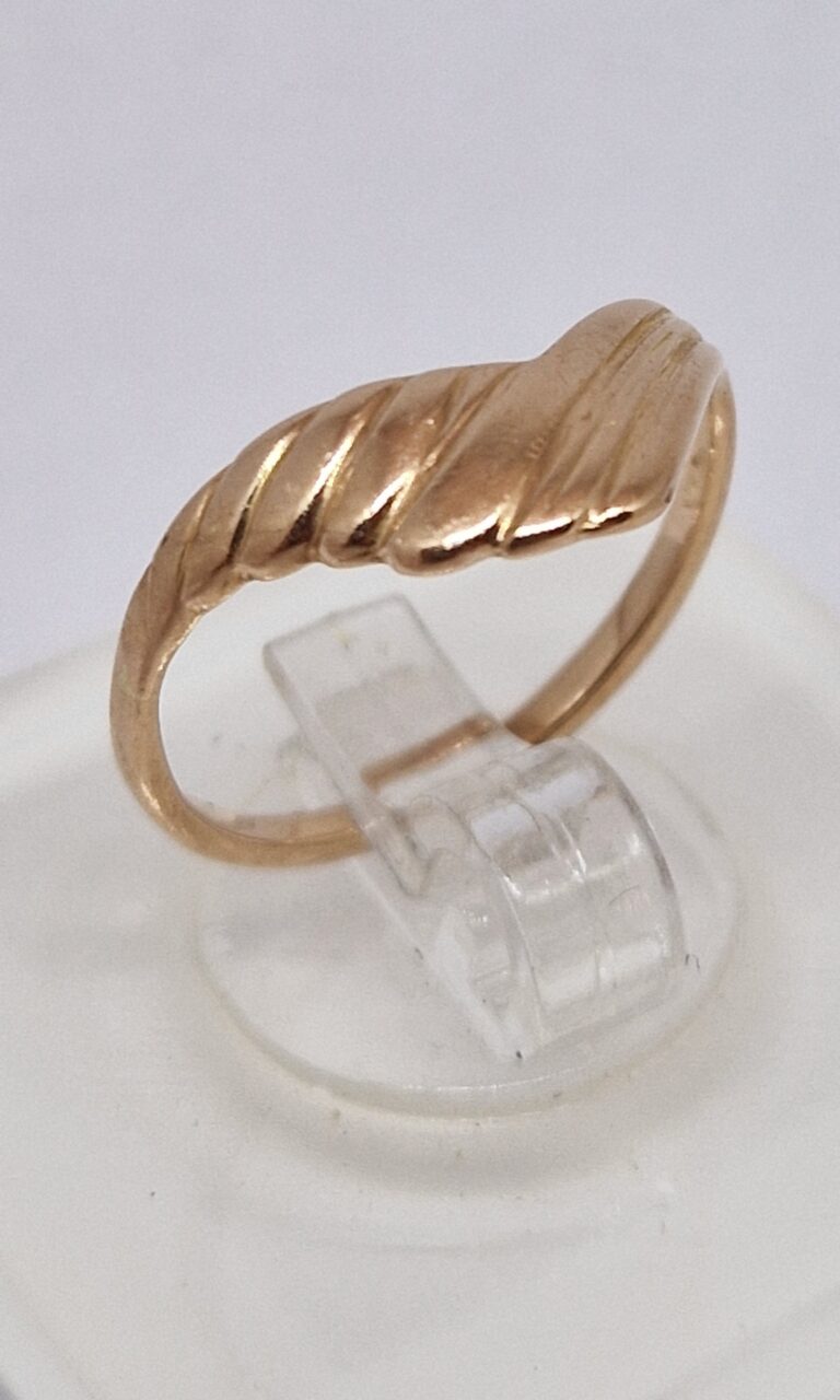 sõrmus 585  2,15g  suurus 19  au3383