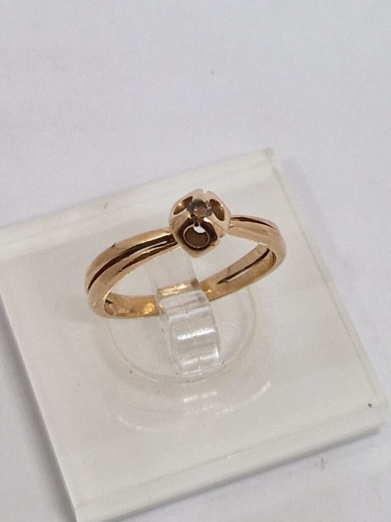 sõrmus 585  3,11g  suurus 18   au3385