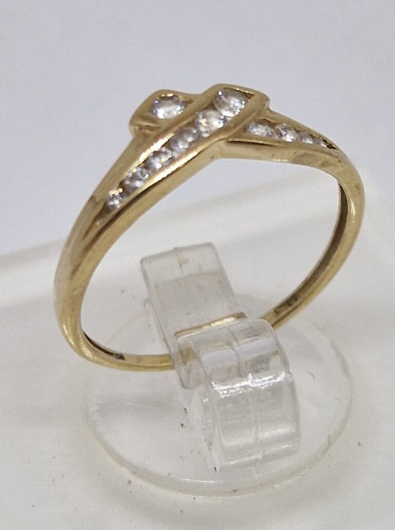 sõrmus 585   1,35g   suurus 16,5  au3427