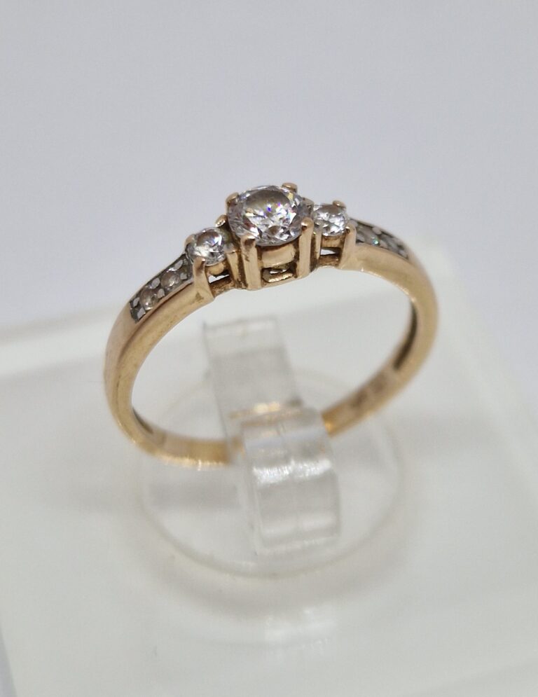 Sōrmus 585 1.86g suurus 16.5 au3438