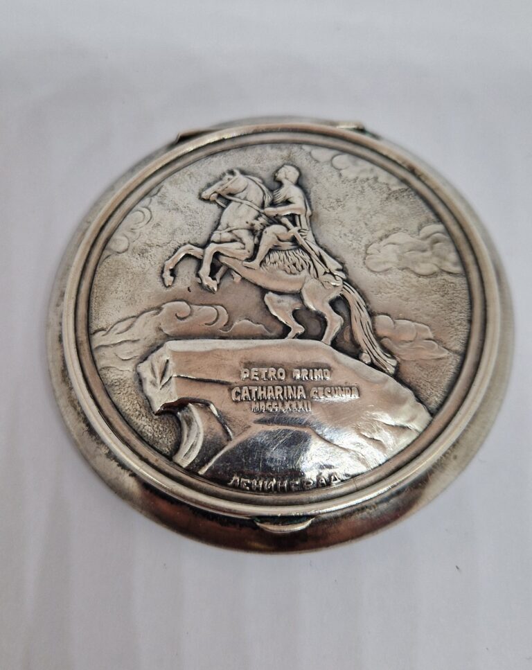 hõbedane  puudritoos       ag326