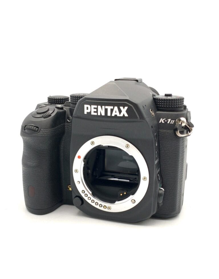 Pentax K-1/2   + HD Pentax-DA 1,4x AW AF Rear Converter  +  smc Pentax Da 300mm f/4,0 Ed SMD    s8959