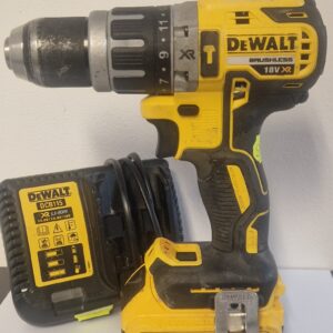 DeWalt DCD796   aku 5.0ah  laadija   s9093
