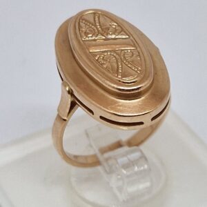 sõrmus 585  5,32g      suurus 18      k2